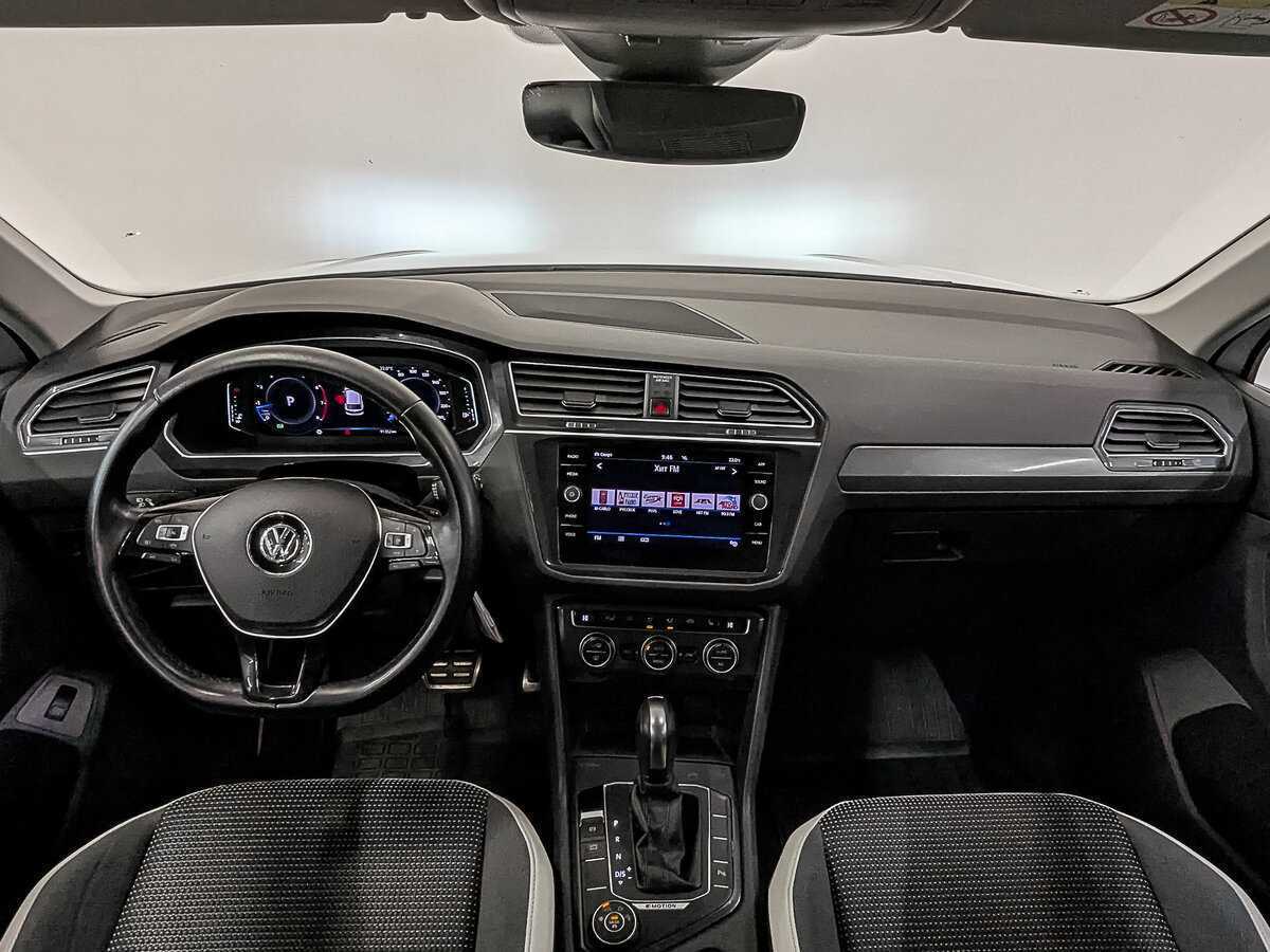 Купить Volkswagen Tiguan с пробегом. Фото: #13