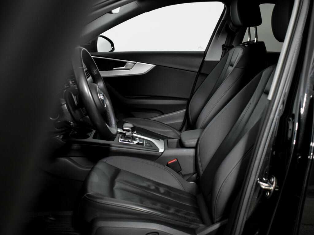 Купить Audi A4 с пробегом. Фото: #9