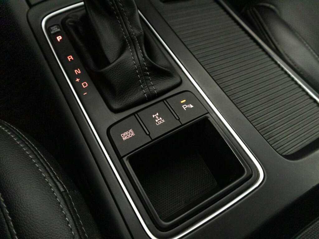 Купить Kia Sorento с пробегом. Фото: #16