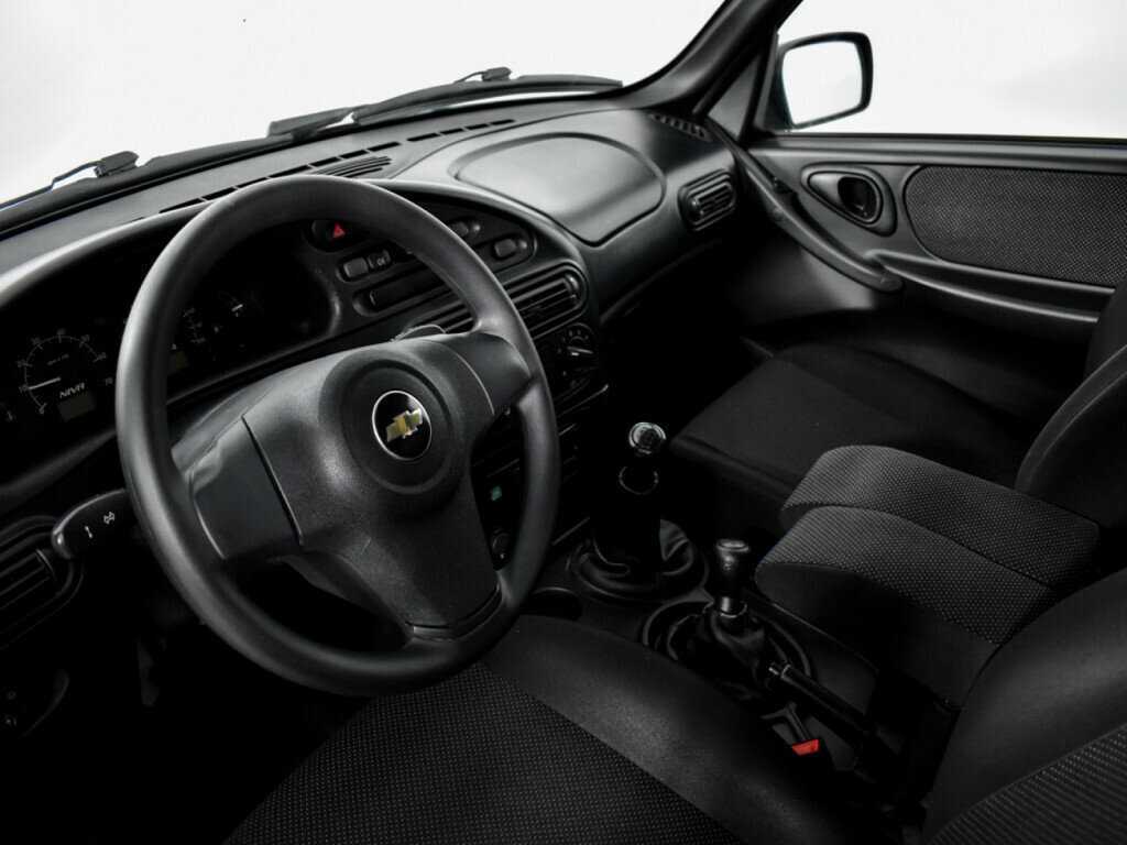 Купить Chevrolet Niva с пробегом. Фото: #8