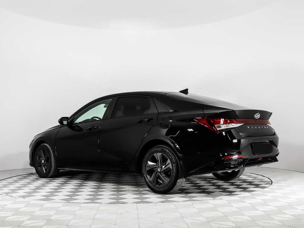 Купить Hyundai Elantra с пробегом. Фото: #6