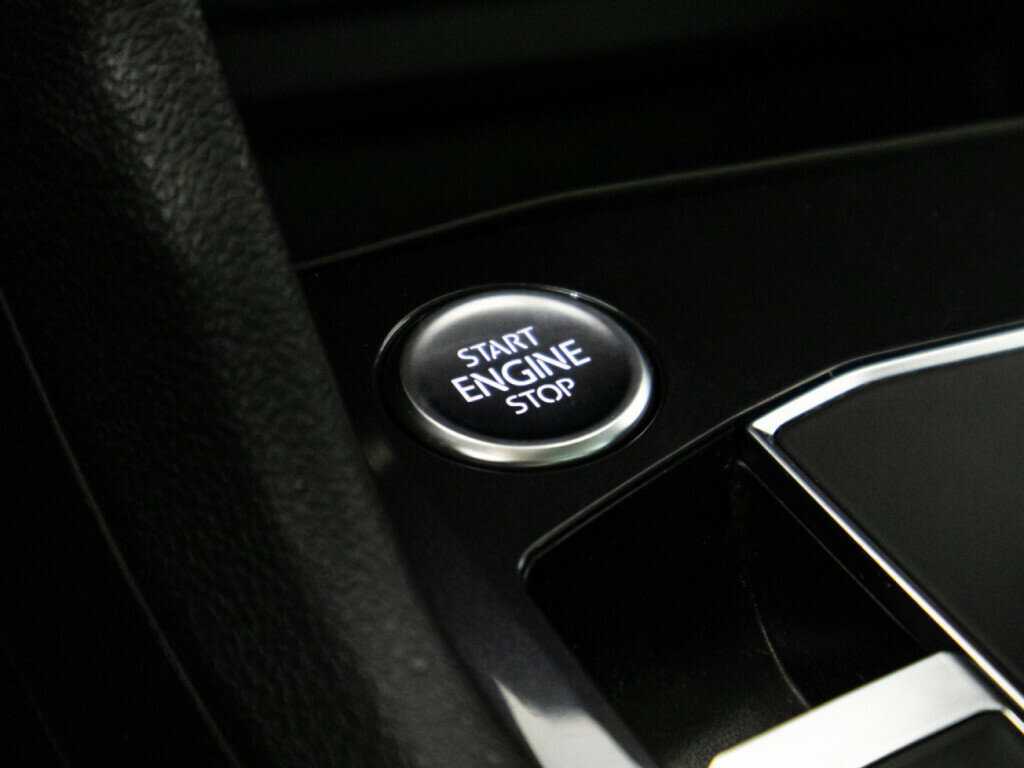 Купить Volkswagen Tiguan с пробегом. Фото: #17