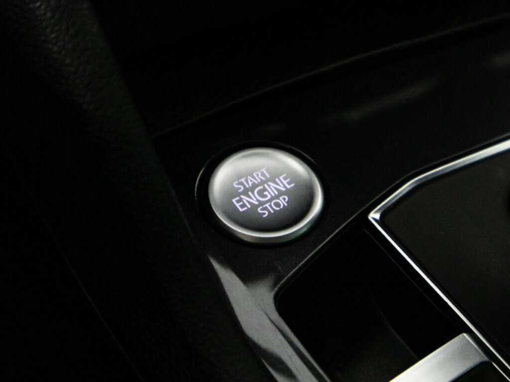 Купить Volkswagen Tiguan с пробегом. Фото: #17