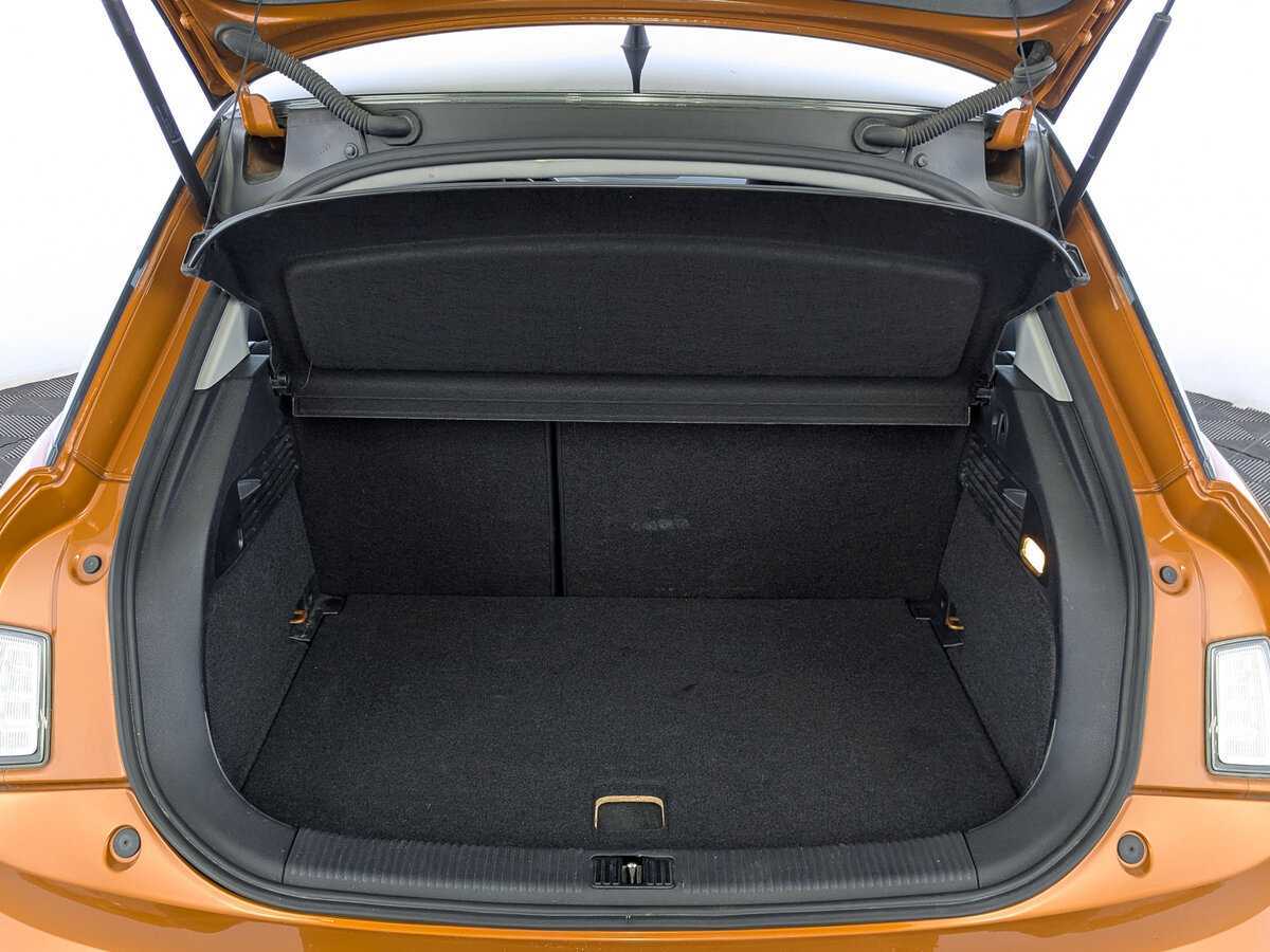 Купить Audi A1 с пробегом. Фото: #9
