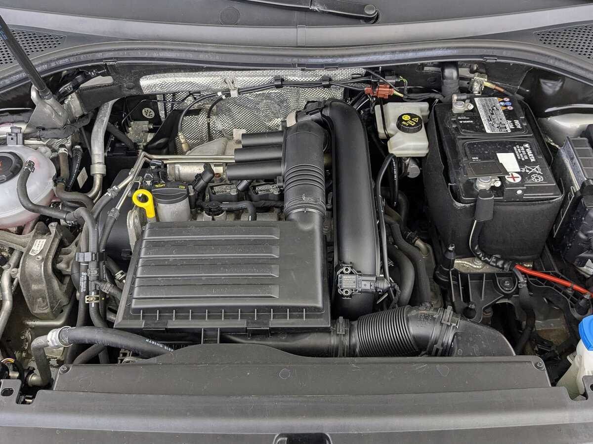 Купить Volkswagen Tiguan с пробегом. Фото: #8