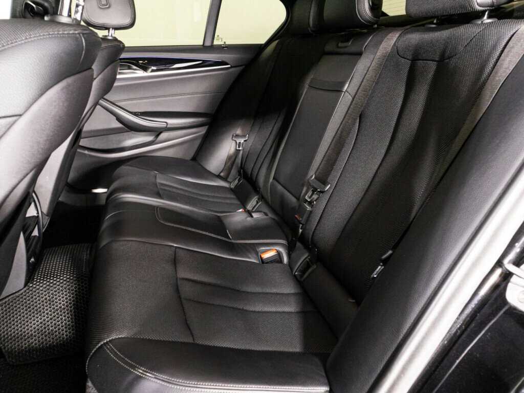 Купить BMW 5 серии с пробегом. Фото: #9