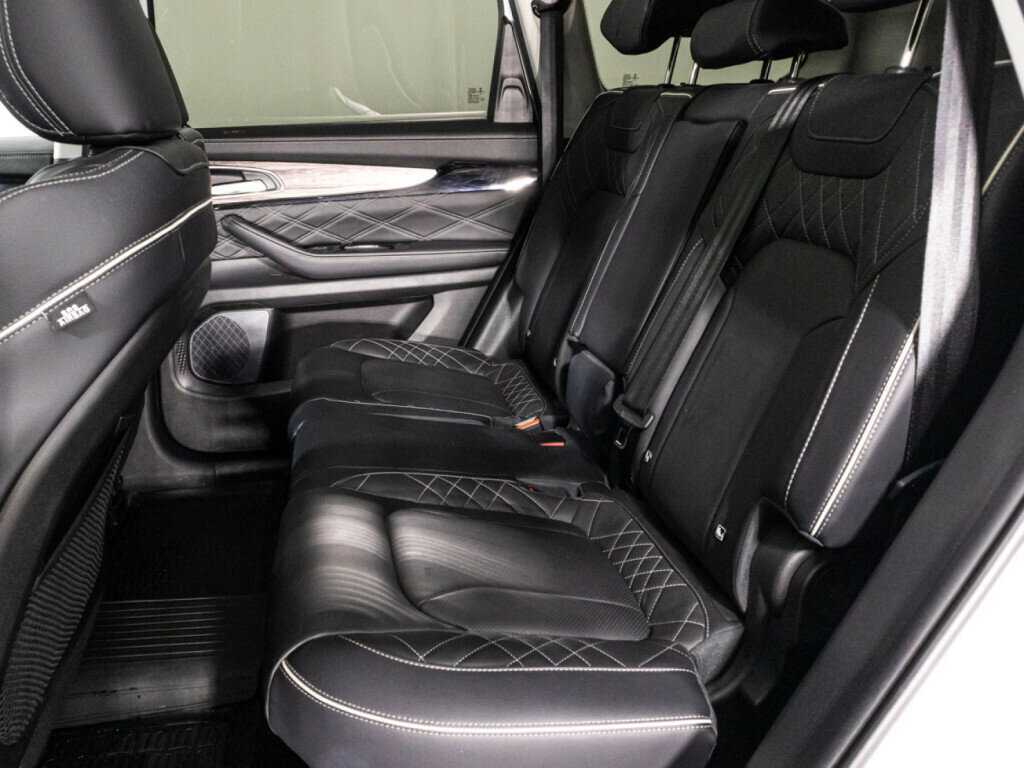 Купить EXEED VX с пробегом. Фото: #9