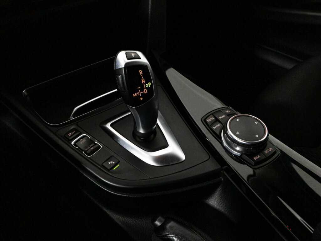 Купить BMW 3 серии с пробегом. Фото: #16