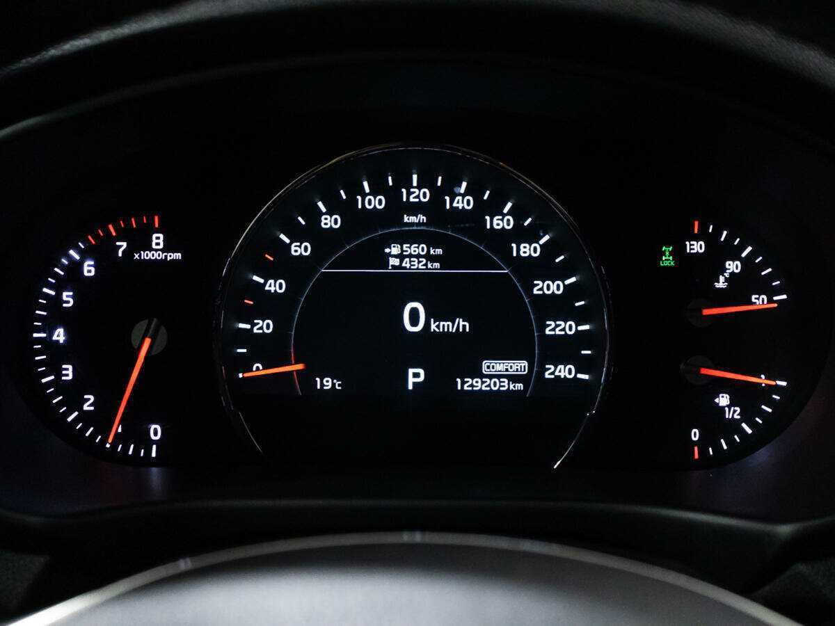 Купить Kia Sorento с пробегом. Фото: #11