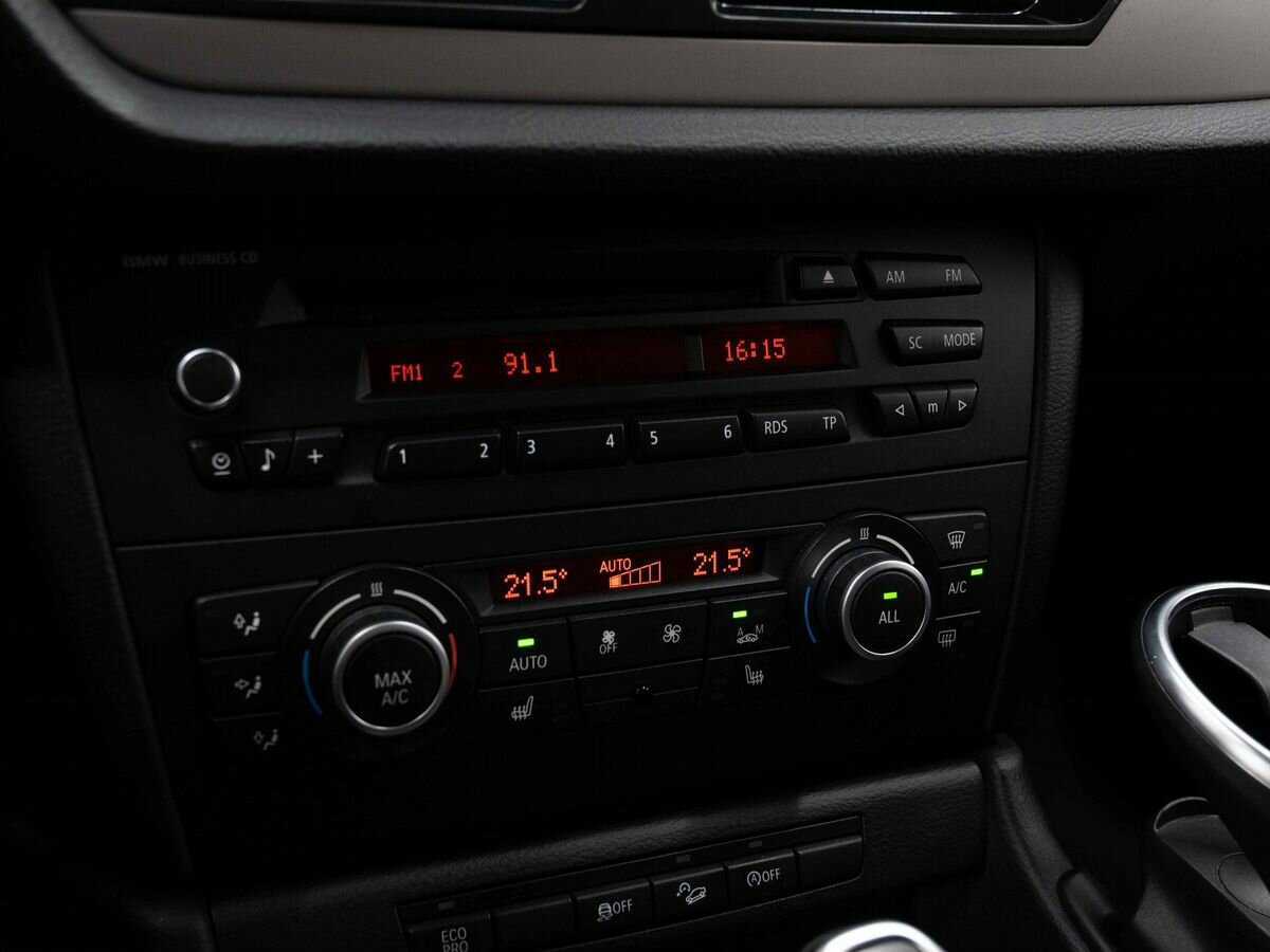 Купить BMW X1 с пробегом. Фото: #19