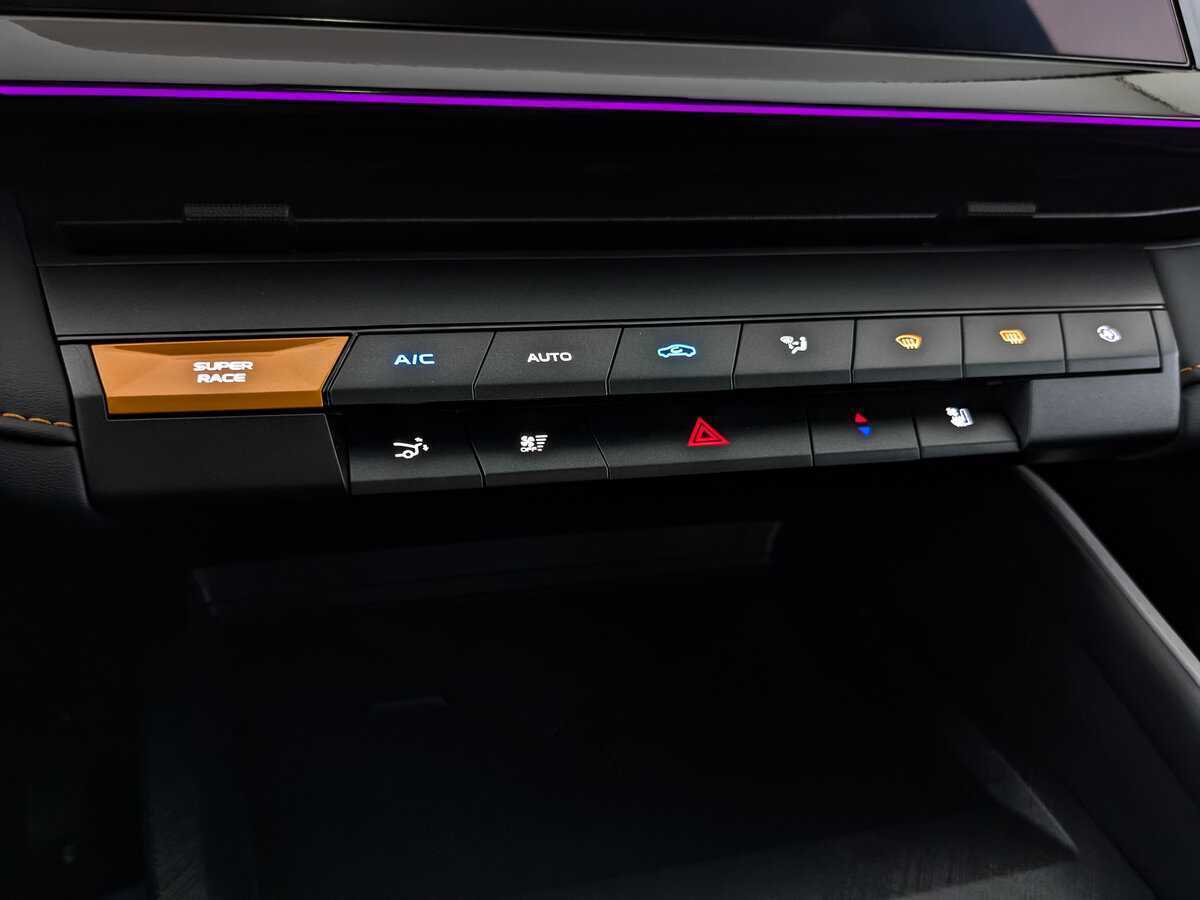 Купить Changan UNI-V с пробегом. Фото: #27