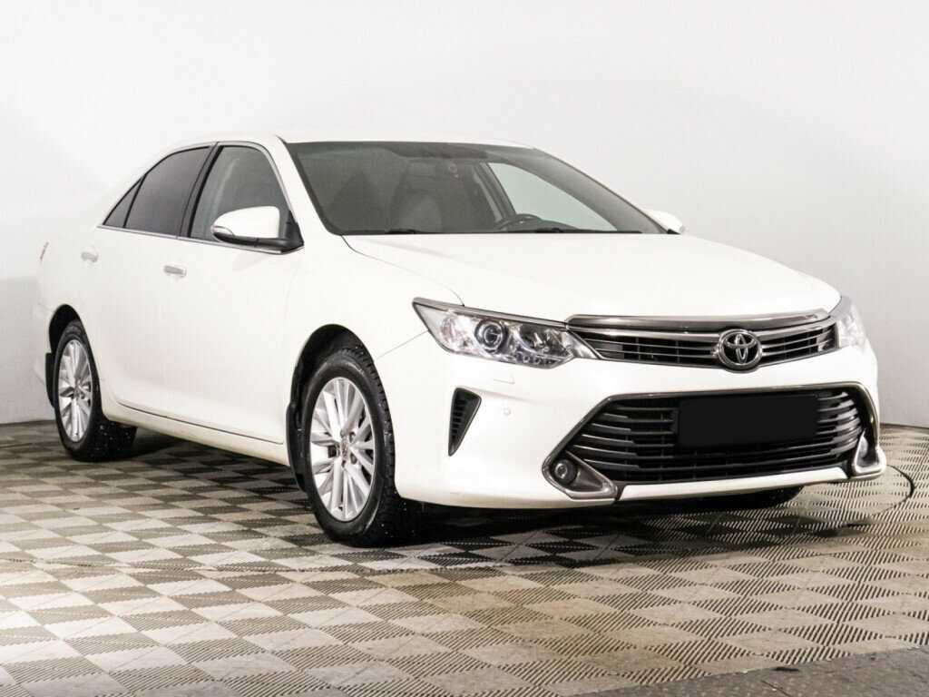Купить Toyota Camry с пробегом. Фото: #2