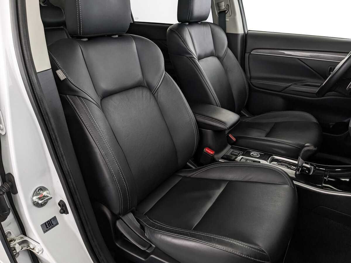 Купить Mitsubishi Outlander с пробегом. Фото: #20