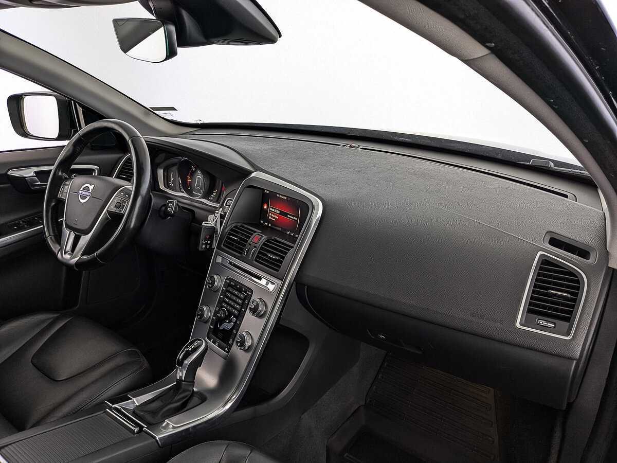 Купить Volvo XC60 с пробегом. Фото: #10