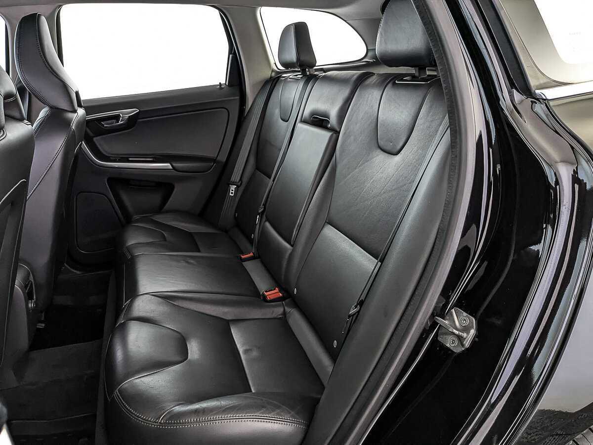 Купить Volvo XC60 с пробегом. Фото: #11