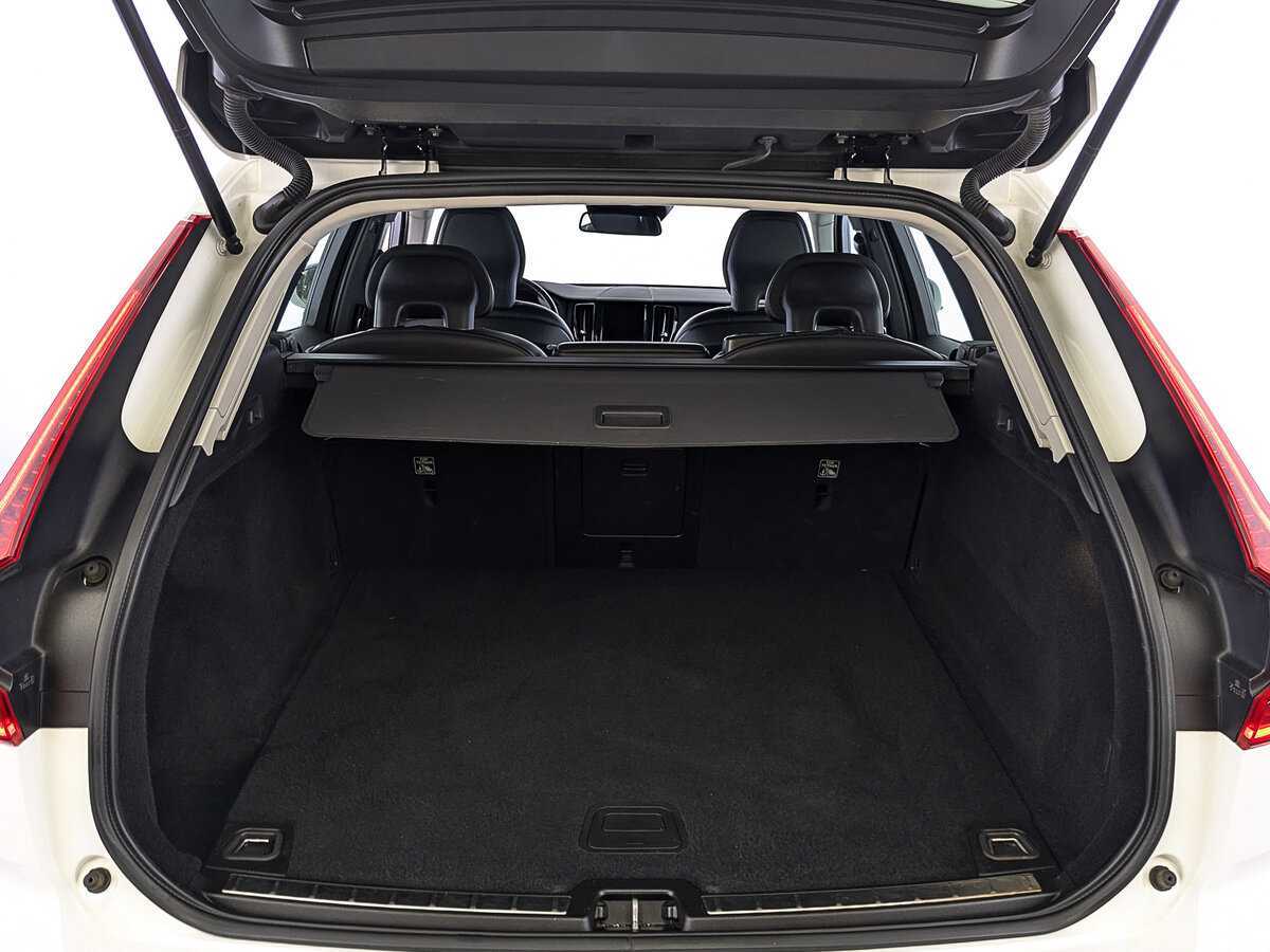 Купить Volvo XC60 с пробегом. Фото: #9
