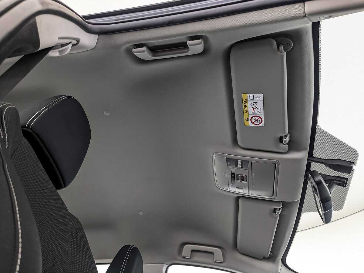 Купить Toyota RAV4 с пробегом. Фото: #19