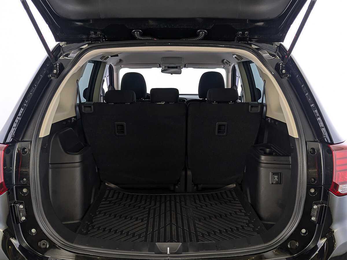 Купить Mitsubishi Outlander с пробегом. Фото: #9