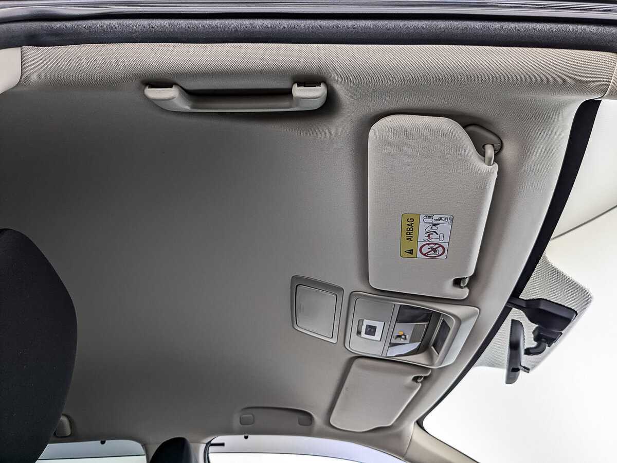 Купить Mitsubishi Outlander с пробегом. Фото: #22