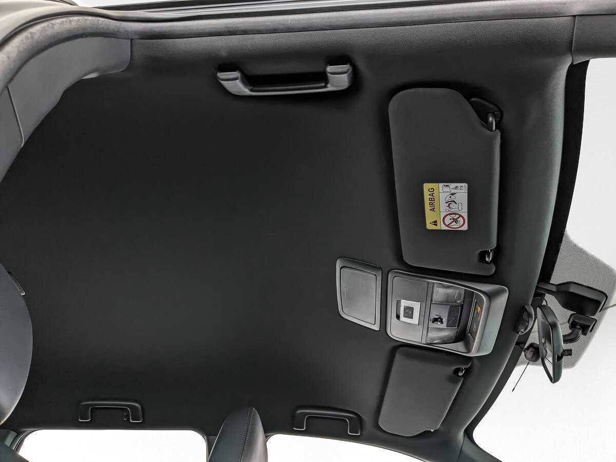 Купить Mitsubishi Outlander с пробегом. Фото: #22