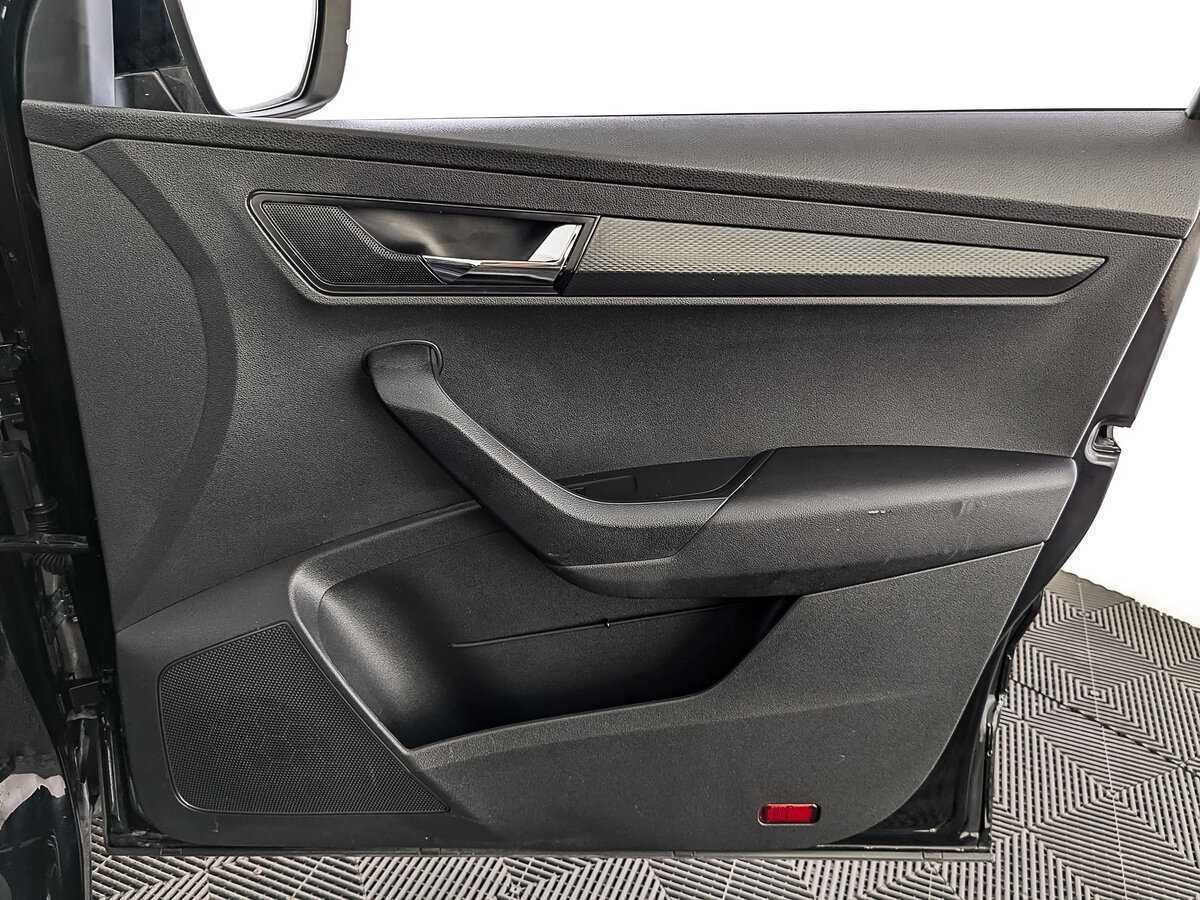 Купить Skoda Karoq с пробегом. Фото: #21