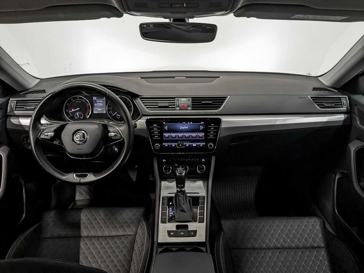 Купить Skoda Superb с пробегом. Фото: #14