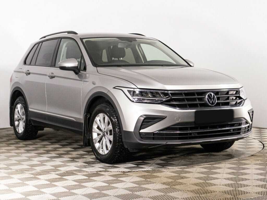 Купить Volkswagen Tiguan с пробегом. Фото: #2