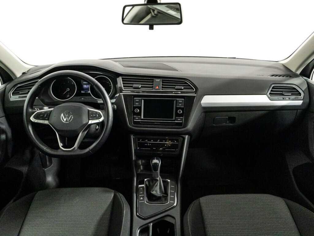 Купить Volkswagen Tiguan с пробегом. Фото: #12