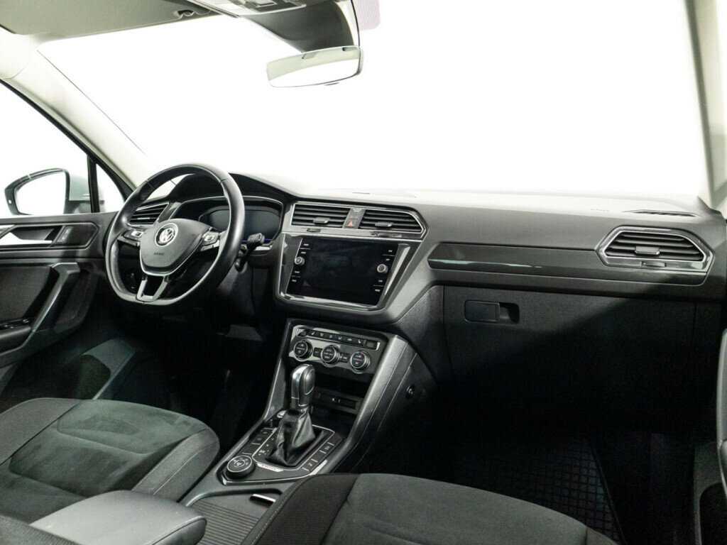 Купить Volkswagen Tiguan с пробегом. Фото: #8