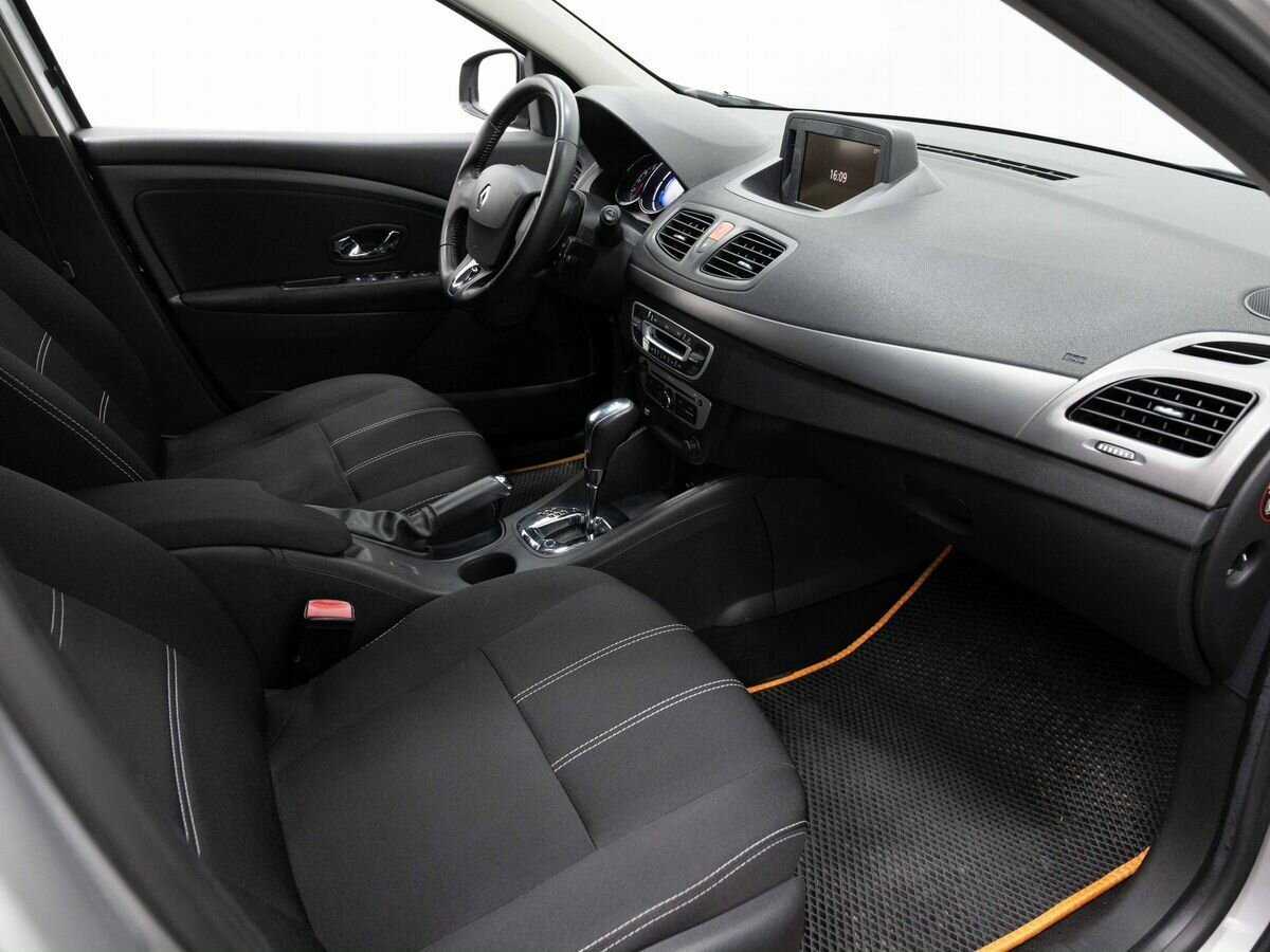 Купить Renault Fluence с пробегом. Фото: #11