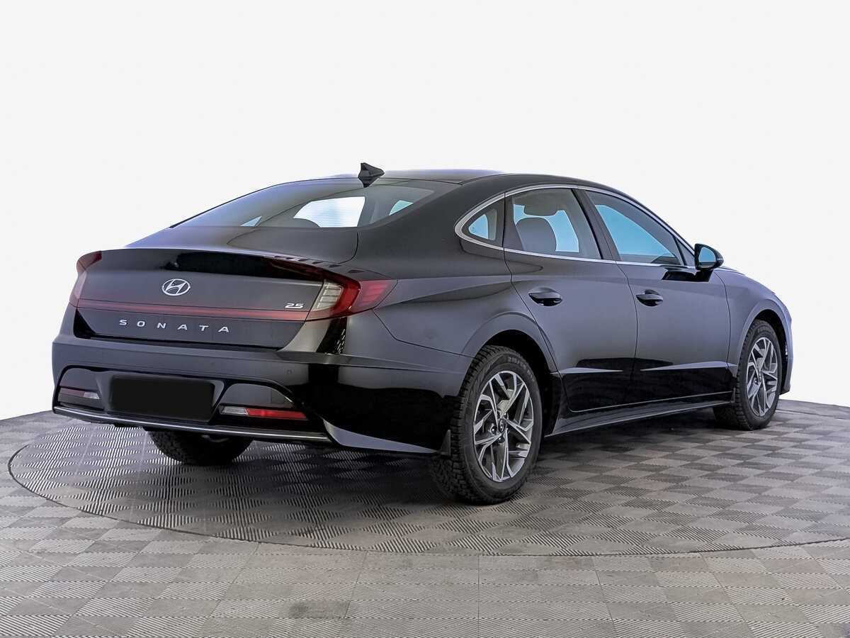 Купить Hyundai Sonata с пробегом. Фото: #4