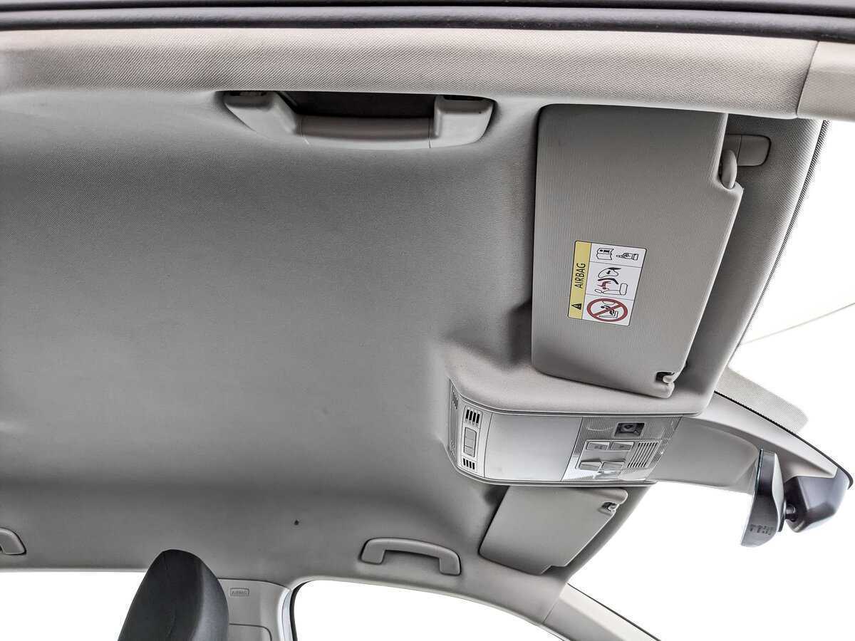 Купить Volkswagen Tiguan с пробегом. Фото: #22