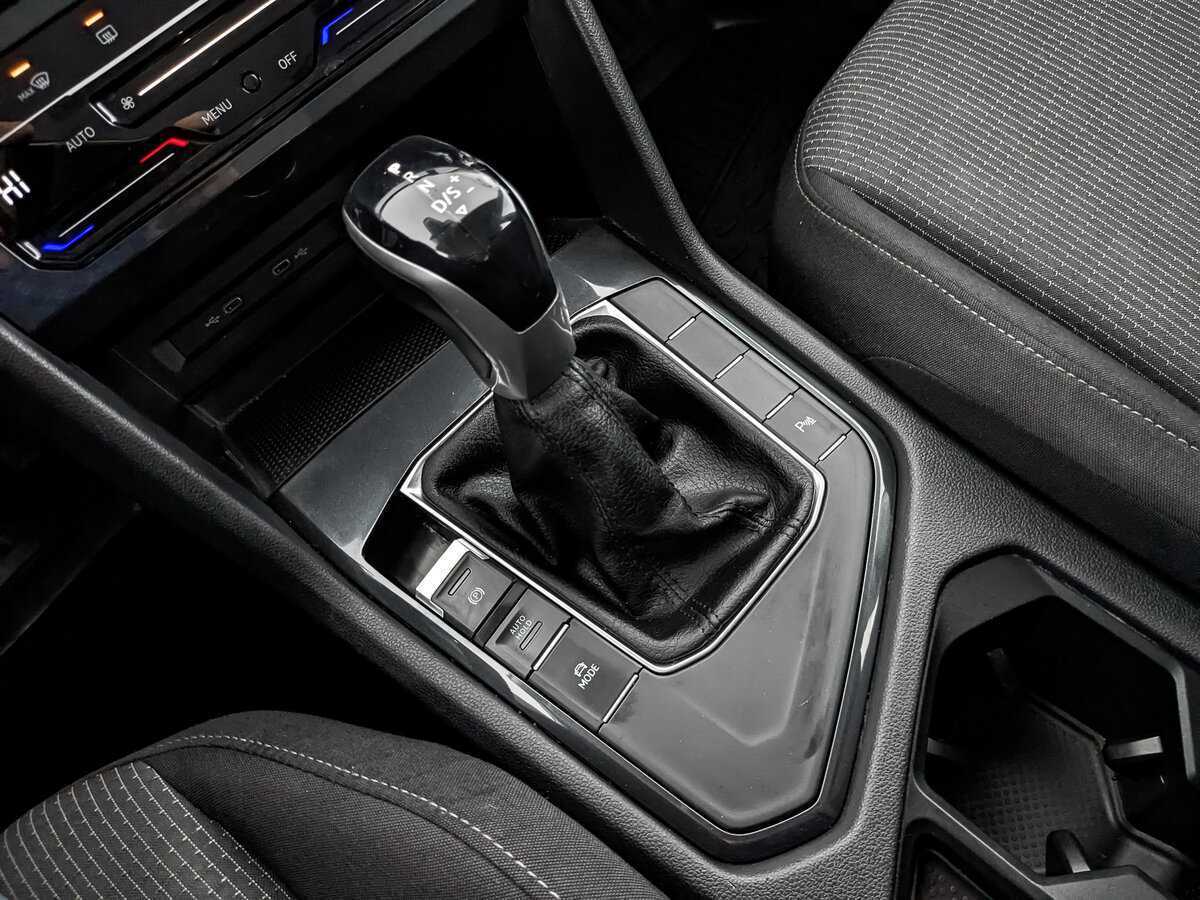 Купить Volkswagen Tiguan с пробегом. Фото: #26