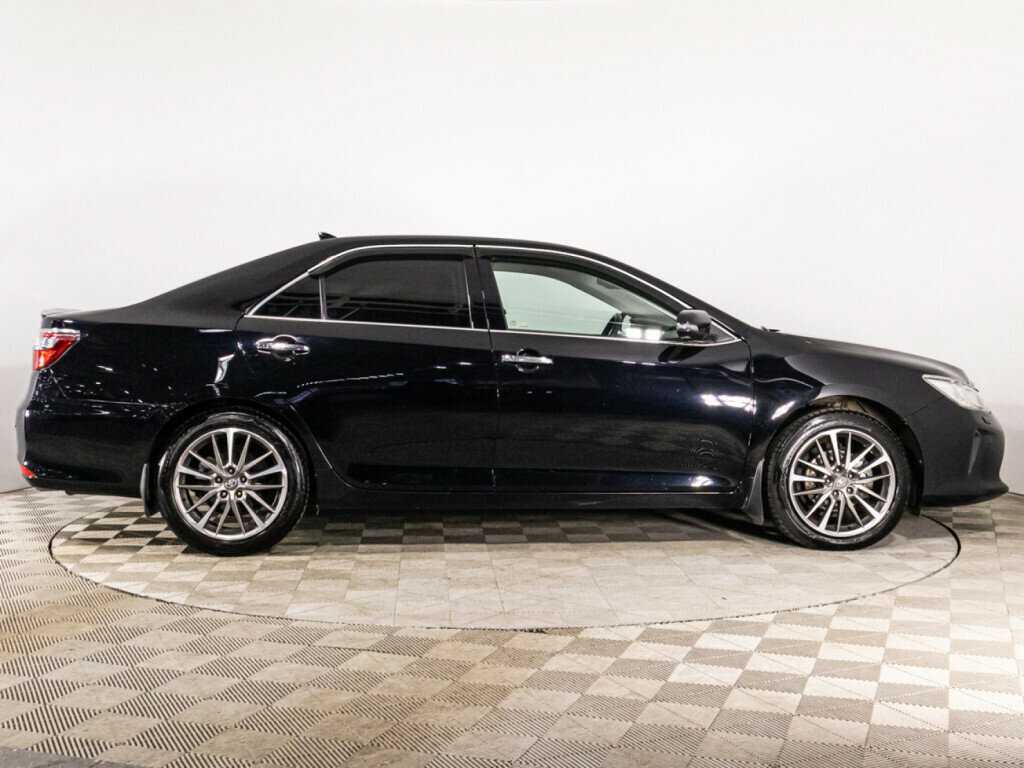 Купить Toyota Camry с пробегом. Фото: #3