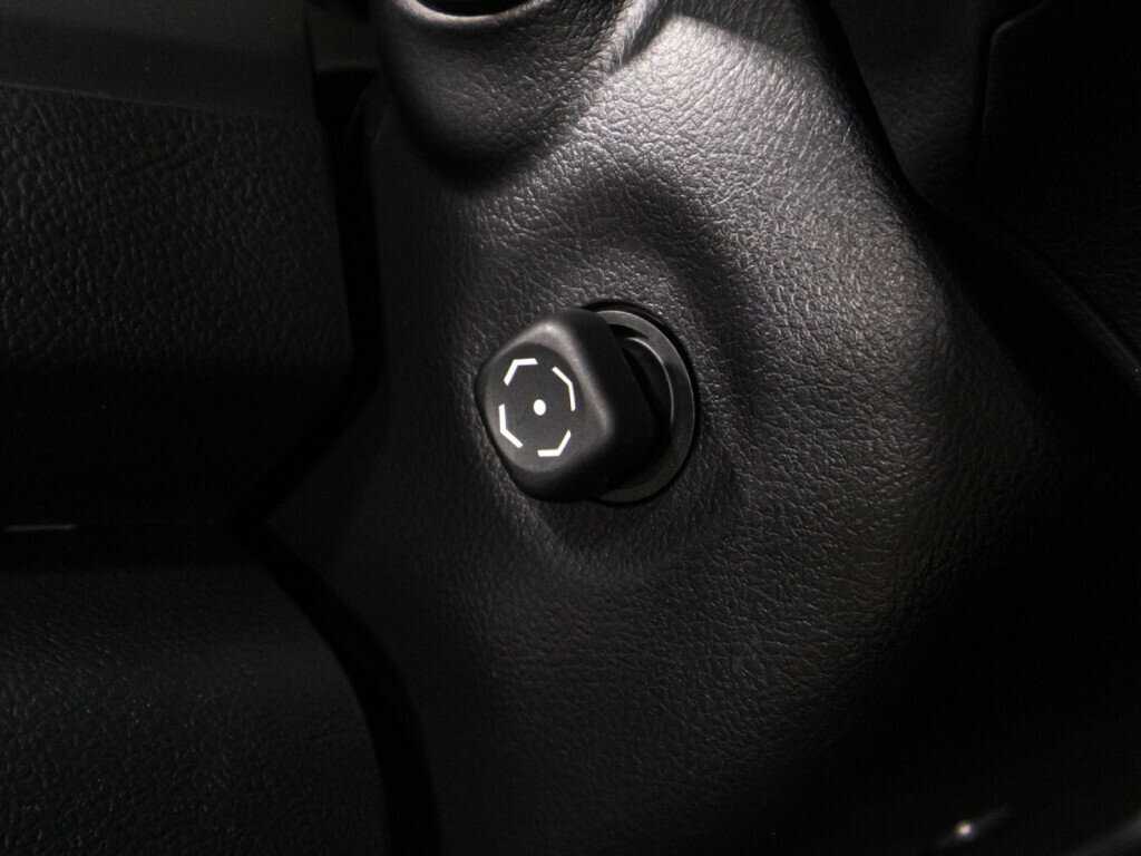 Купить Toyota Camry с пробегом. Фото: #21