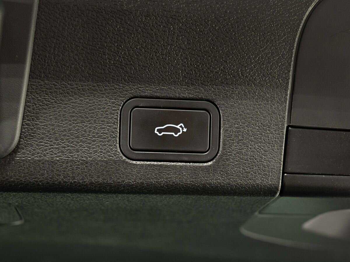 Купить Geely Tugella с пробегом. Фото: #30