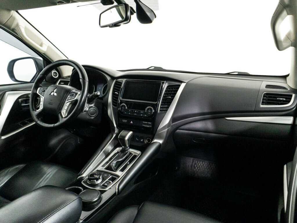 Купить Mitsubishi Pajero Sport с пробегом. Фото: #8