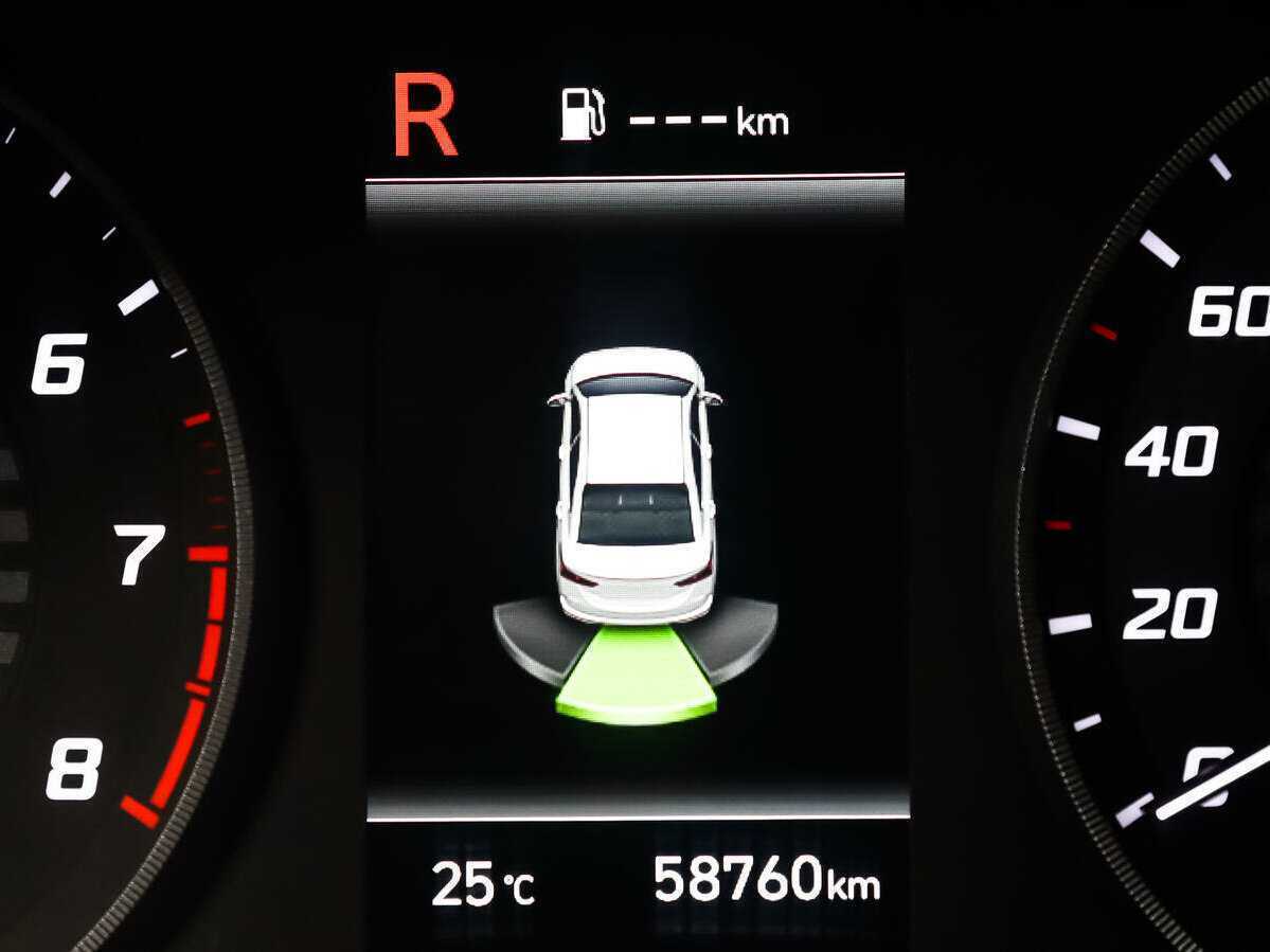 Купить Hyundai Solaris с пробегом. Фото: #14