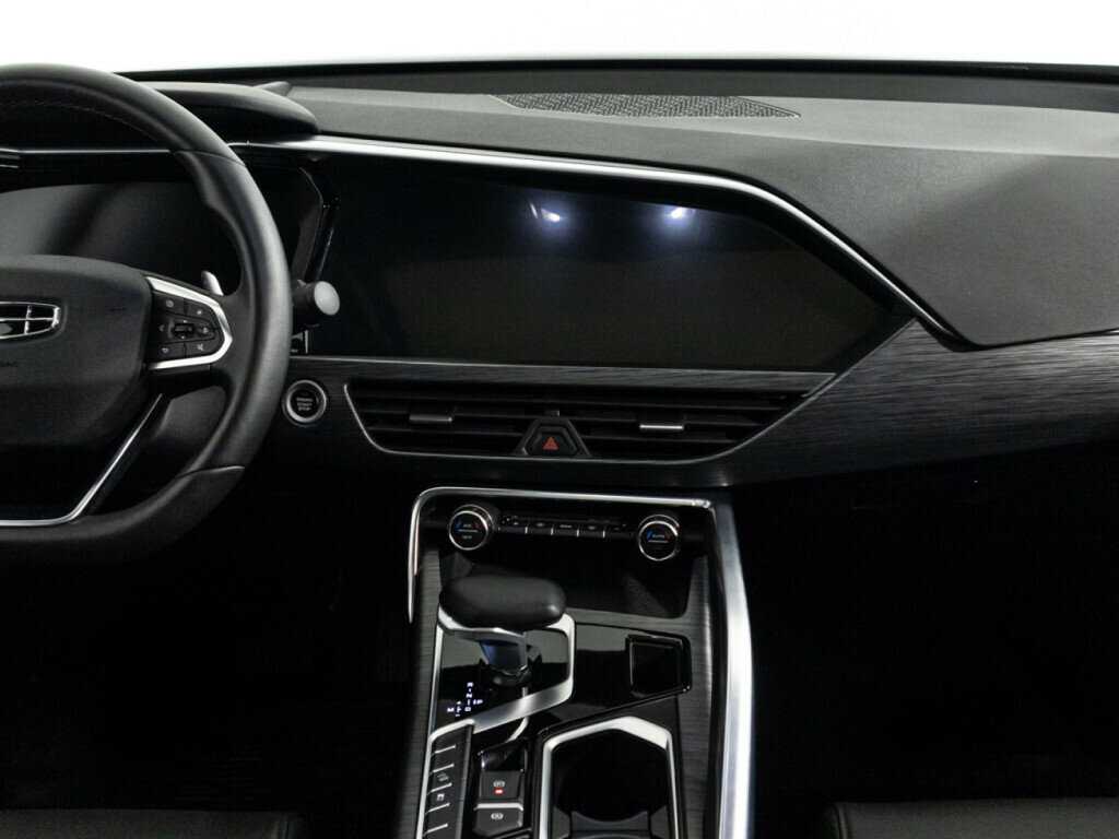 Купить Geely Tugella с пробегом. Фото: #13