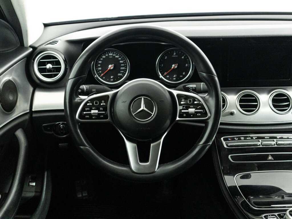 Купить Mercedes-Benz E-Класс с пробегом. Фото: #18