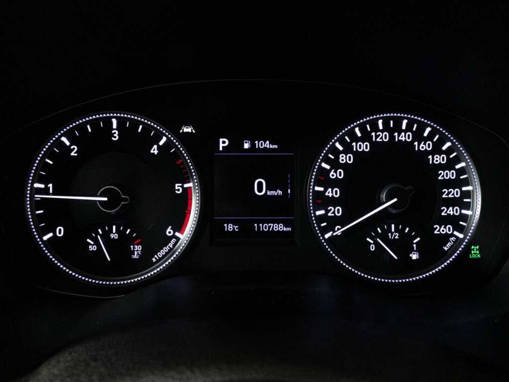 Купить Hyundai Santa Fe с пробегом. Фото: #11