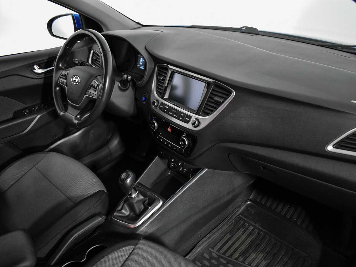 Купить Hyundai Solaris с пробегом. Фото: #11