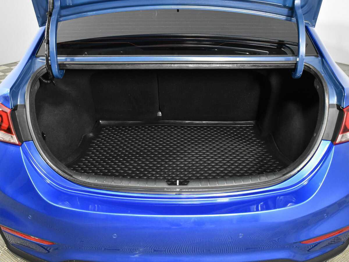 Купить Hyundai Solaris с пробегом. Фото: #18