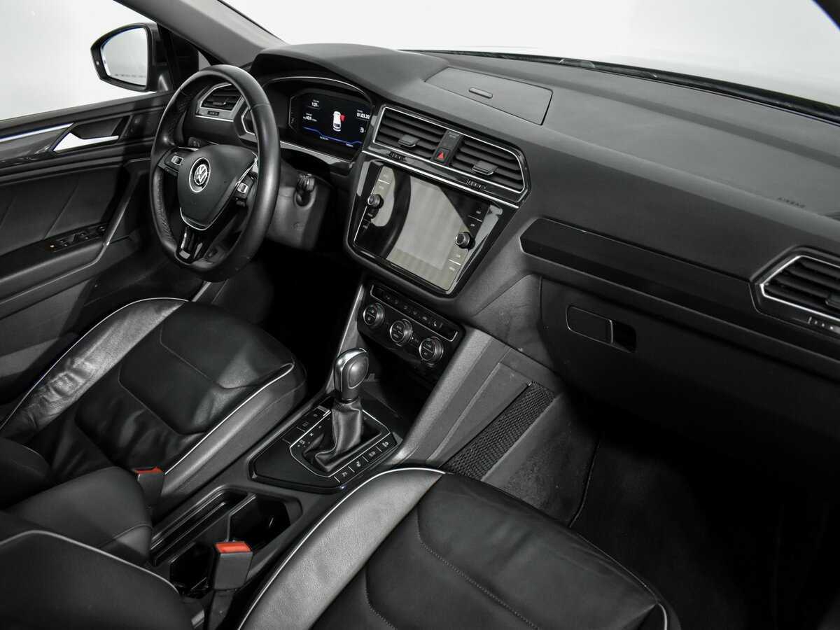 Купить Volkswagen Tiguan с пробегом. Фото: #13
