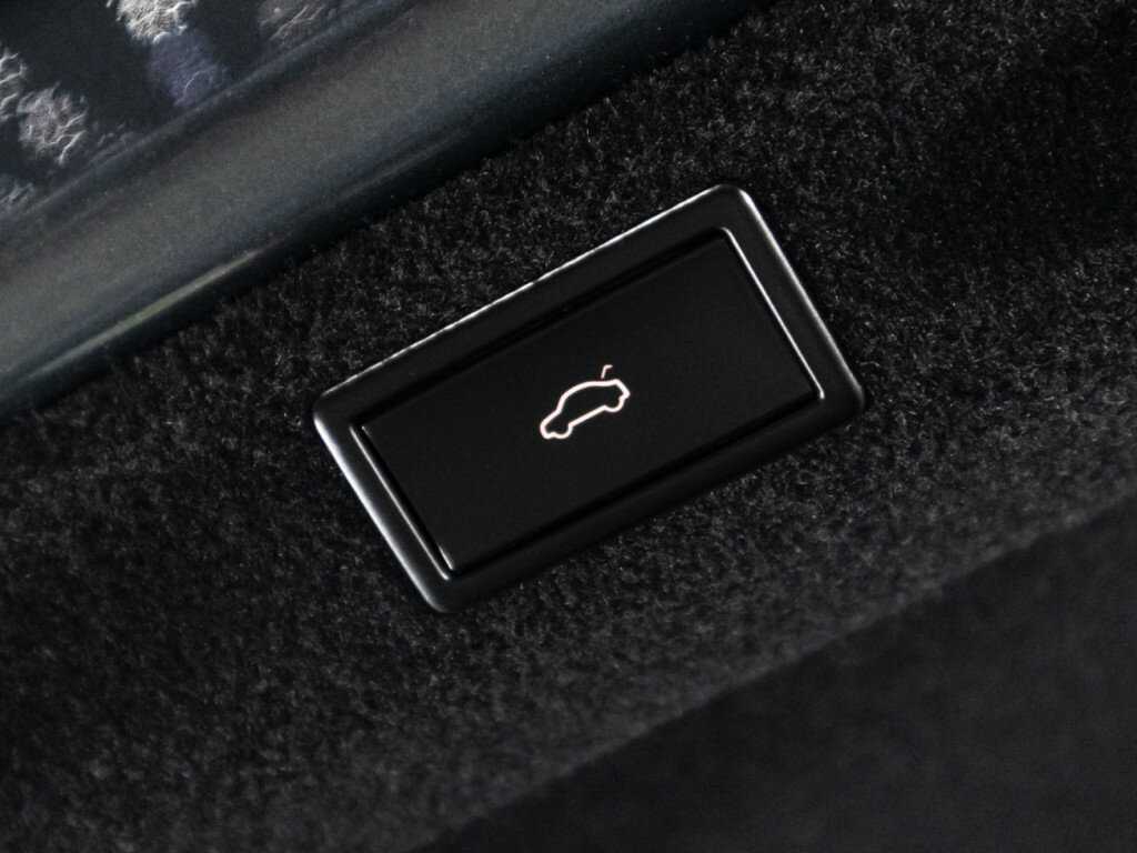 Купить Skoda Superb с пробегом. Фото: #21