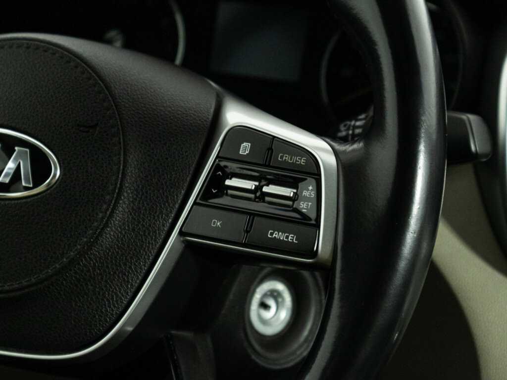 Купить Kia Sorento с пробегом. Фото: #20