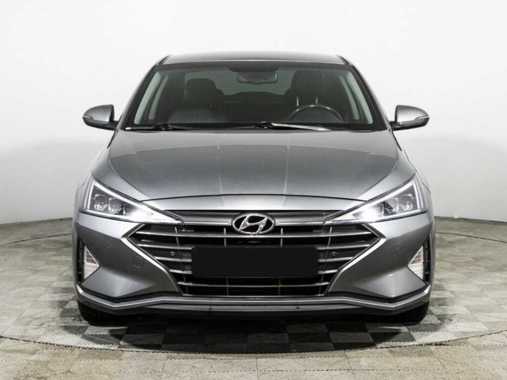 Купить Hyundai Elantra с пробегом. Фото: #1