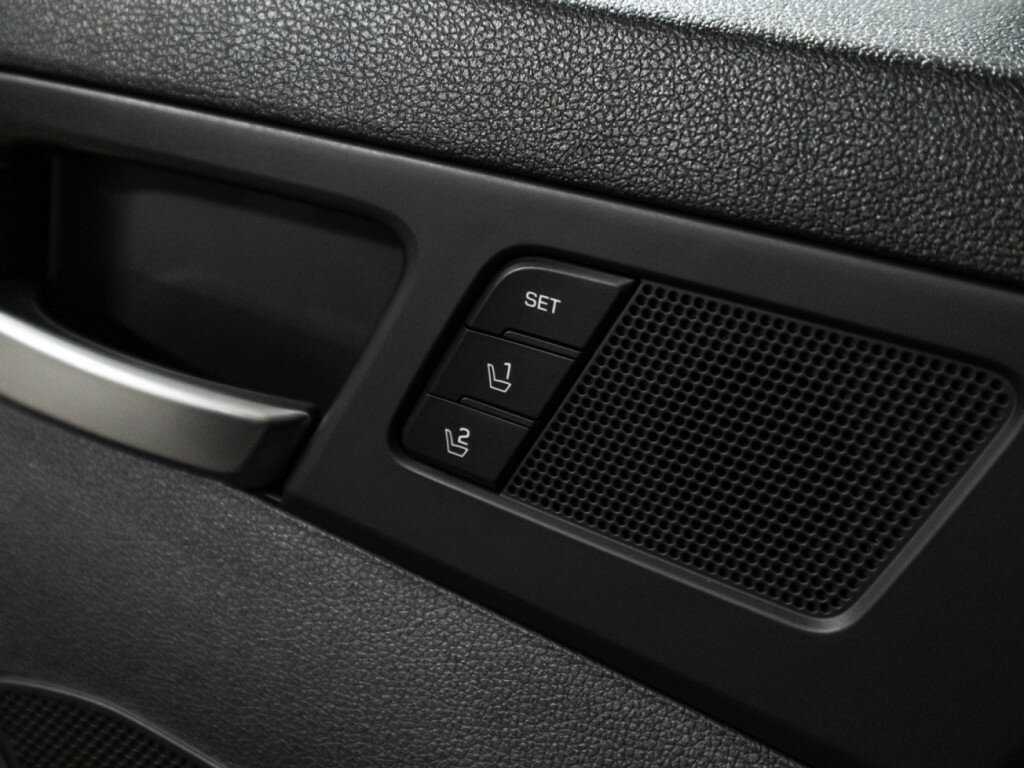 Купить Hyundai Elantra с пробегом. Фото: #16