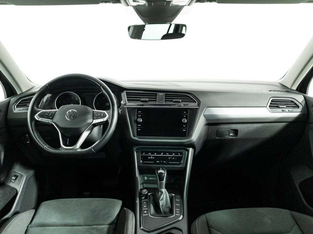 Купить Volkswagen Tiguan с пробегом. Фото: #12