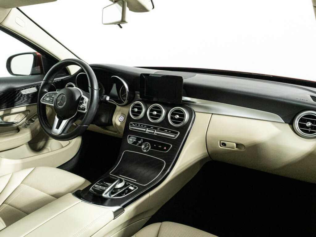 Купить Mercedes-Benz C-Класс с пробегом. Фото: #8